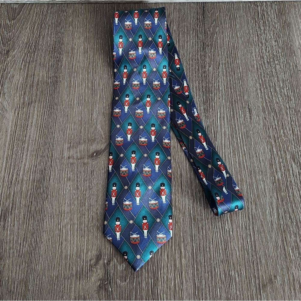 Holidays Christmas Men's Silk Tie Plays Christmas Music Toy Soldiers & Drums